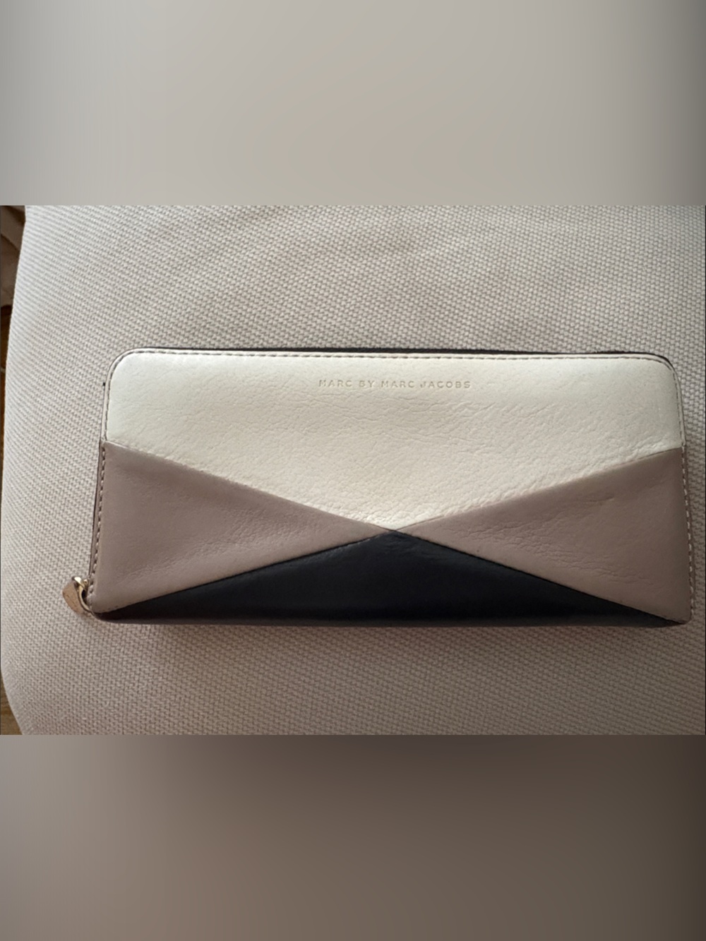 Marc by Marc Jacobs Black, Taupe & Cream Colorblock Zip Wallet